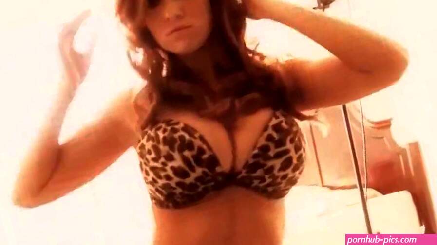 HOTTEST STRIP TEASE!! PORN EDIT