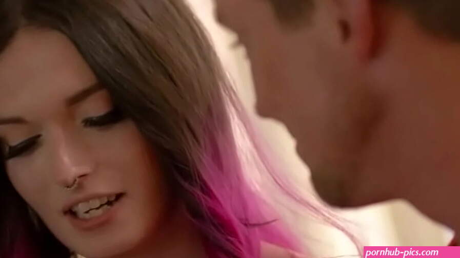 Handsome straight guy fucking a transexual big ass hardcore