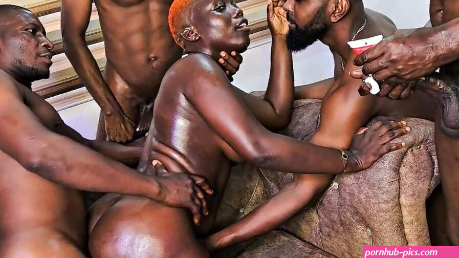 Gangbang Doppelpenetration Missionar