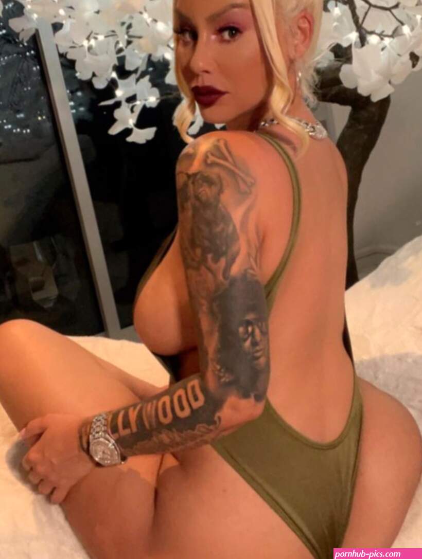 Amber Rose Hot Shots