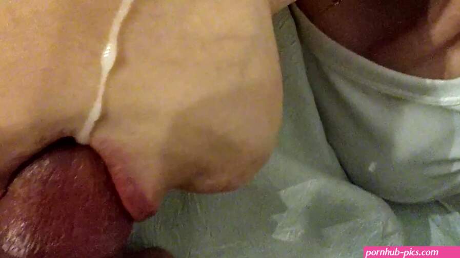 Amateur Face Fuck and Cumshot in Mouth