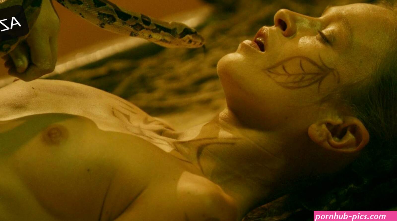 Browse Popular Nude Images