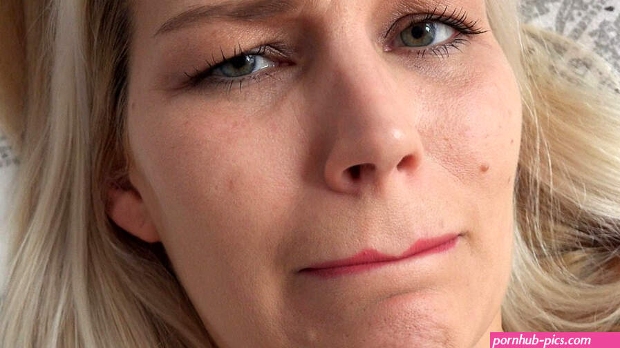 Blonde German MILF amateur gets her hairy ass pounded hardcore in homemade clip