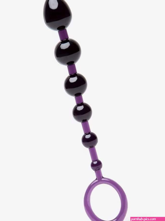 How to use anal beads for beginners according to a sex expert