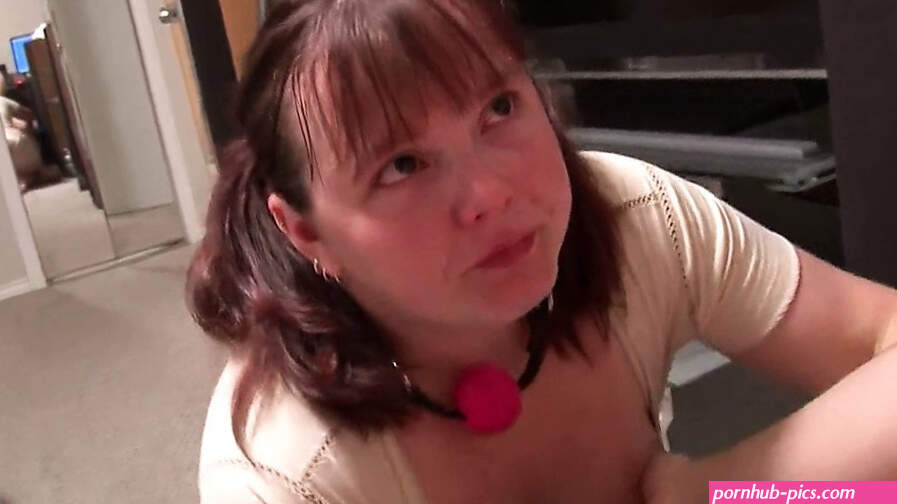 Thick mature BBW mom with huge ass rides cock anally while in panties
