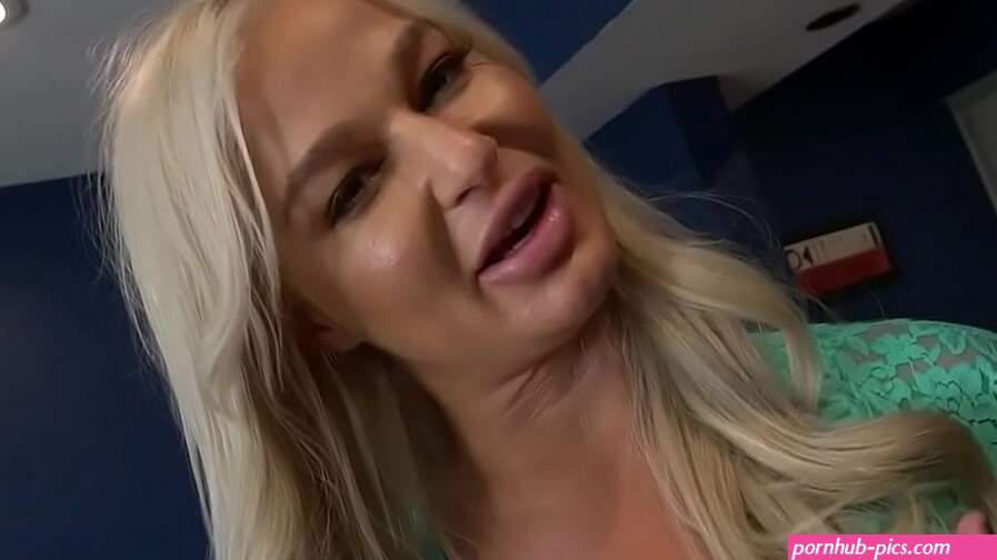 Step mom with big tits and ass fucks stepson