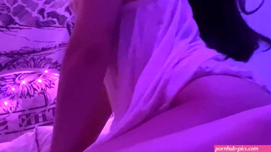 Squirting Latina Moaning