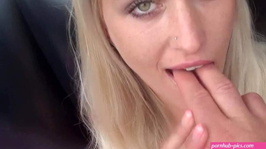 Homemade porn video with czech blonde amateur