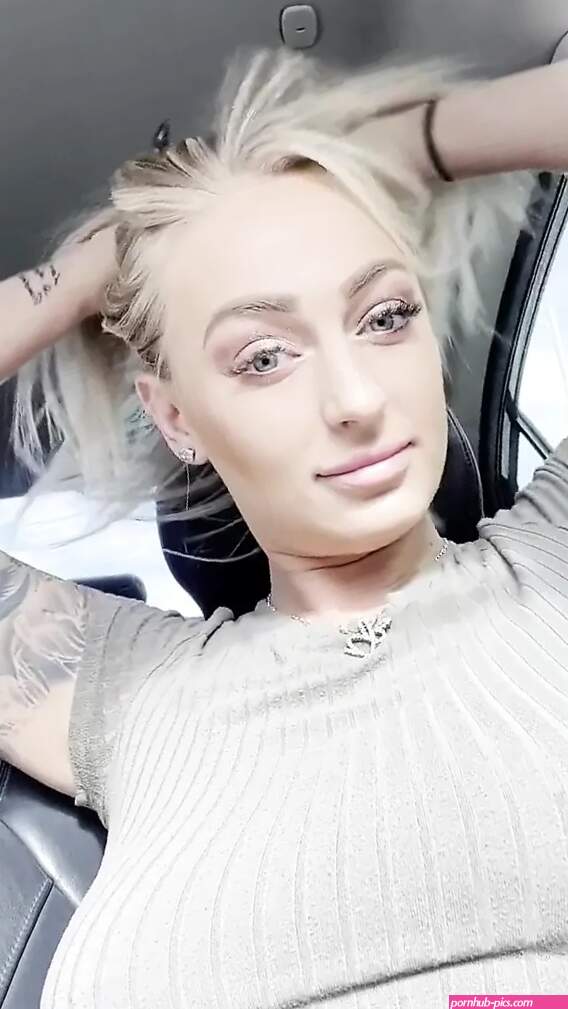 Blowjob In Bmw Porn Videos