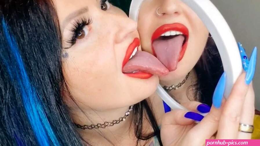 Free Full-Length Lipstick Porn Videos