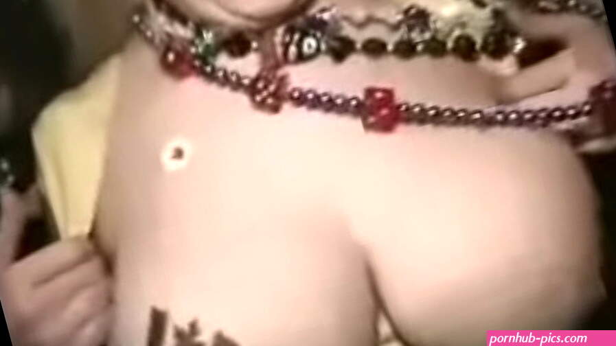 mardi gras big boobs grope 7