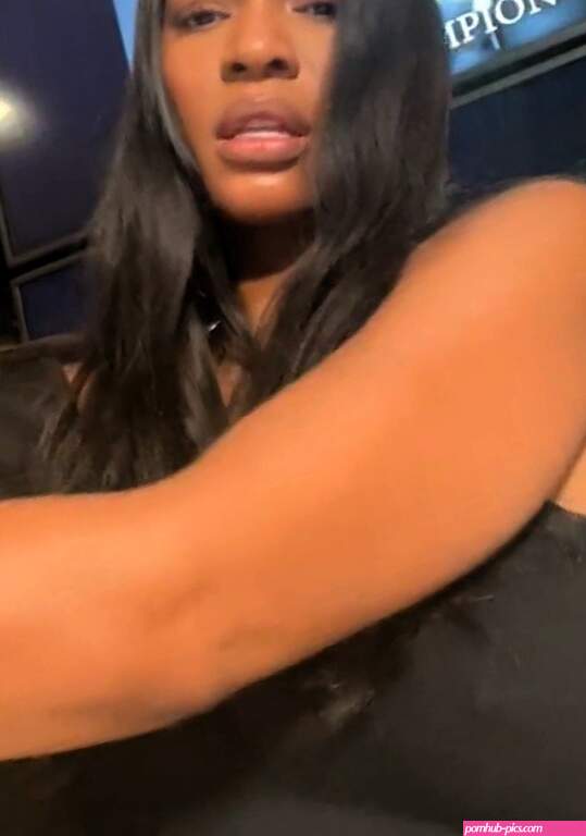 Cari Champion Nude Leaks Photo 20