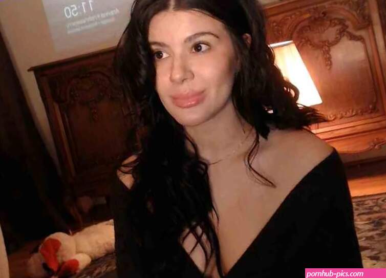 Cassiealvarezs Sex Photo Gallery with Nude Pics