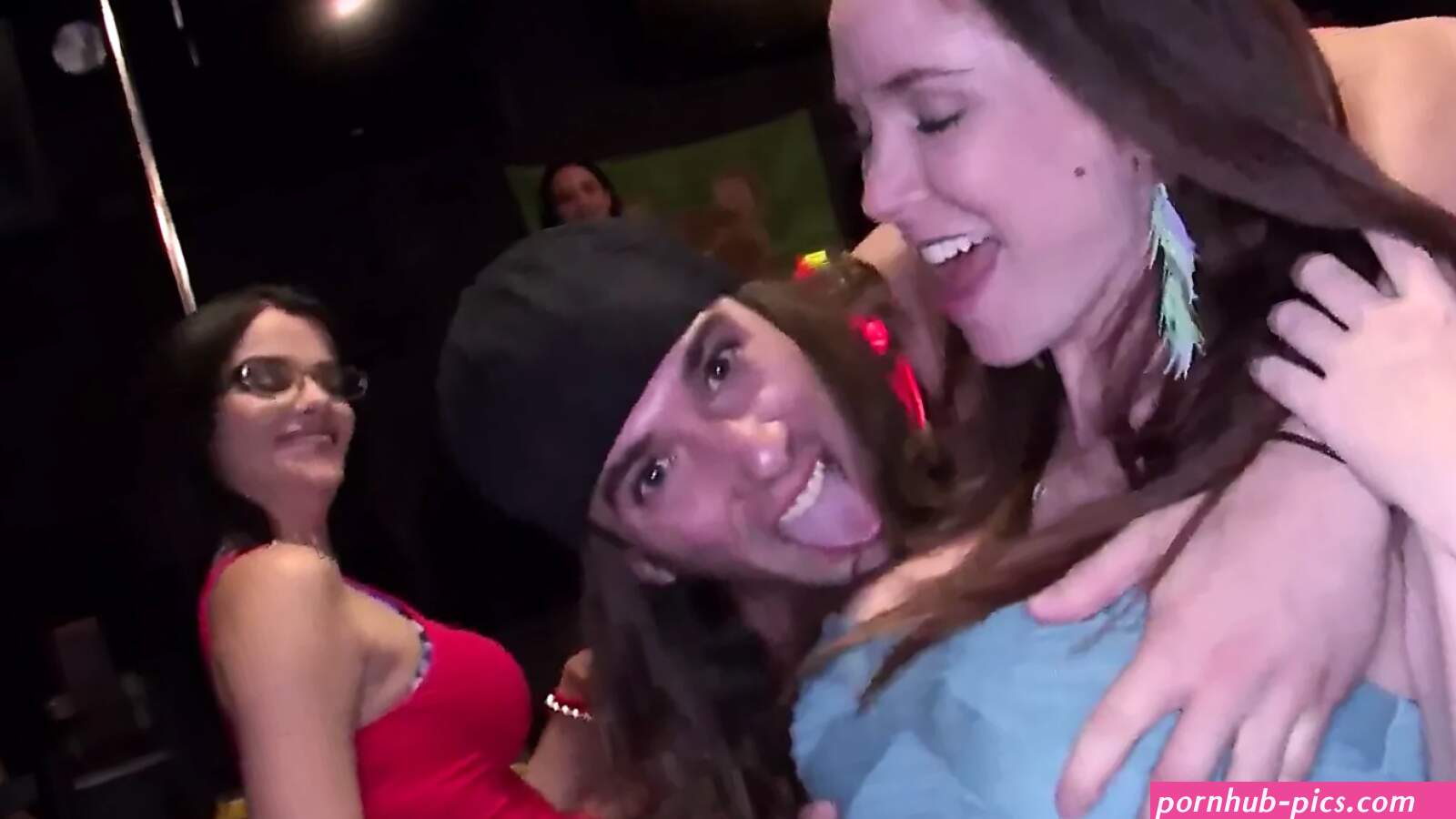 Amateur CFNM party with girls enjoying hard stripper cocks feat. Madisin Lee