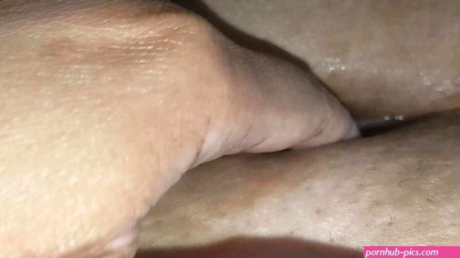 BBW Belly Button Fingering