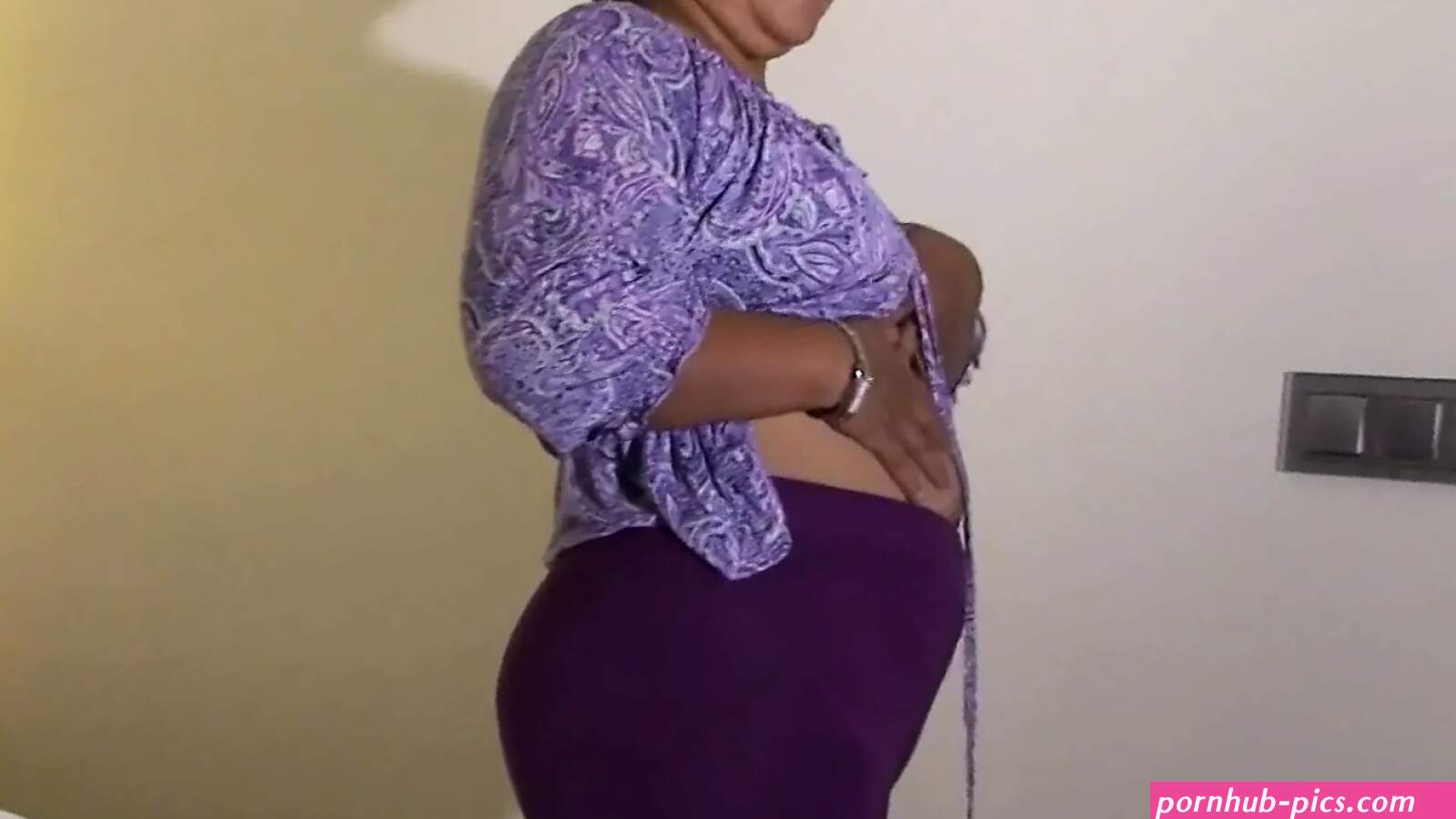 Chubby Mature Solo Porn Videos