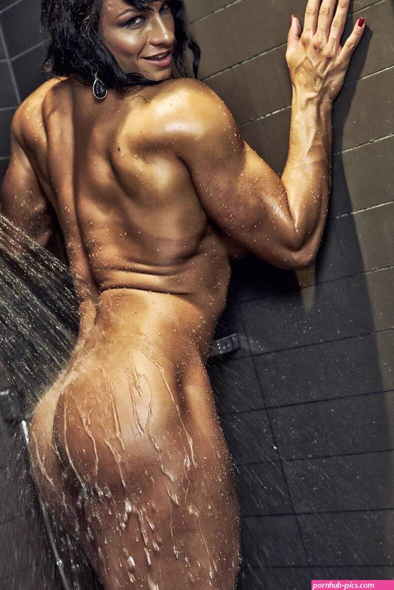 Cindy Landolt on X: After a fantastic few days in London Im flying home to Zurich not long until I come back here though! One of my FAVOURITE places! X