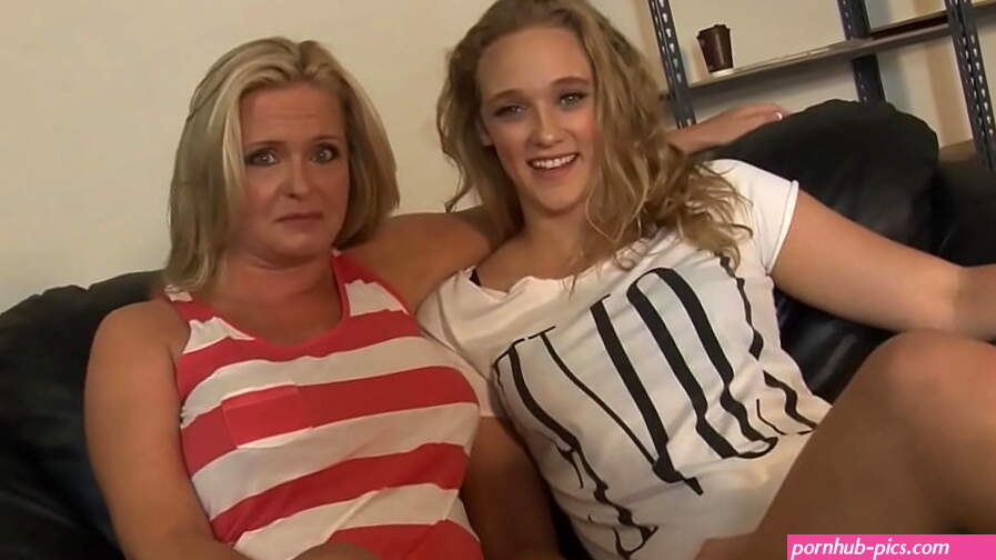 hot cougar with teenager lesbian slut