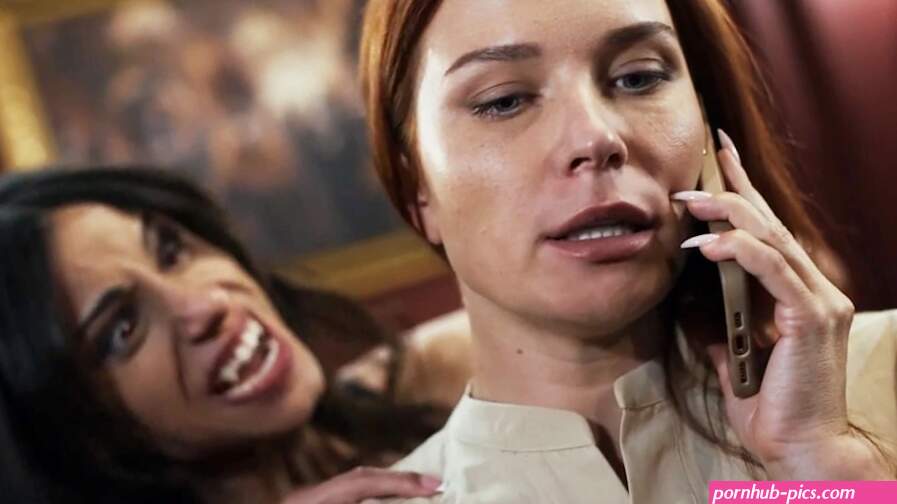 Free Lesbian Vampires Porn Videos