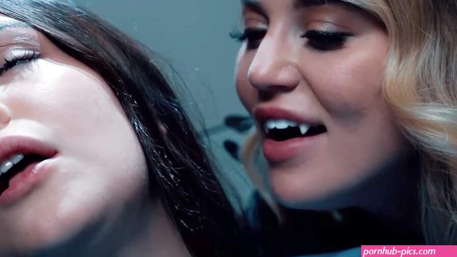 Vampired Lesbian Porn Videos: XXX Hot Free Sex