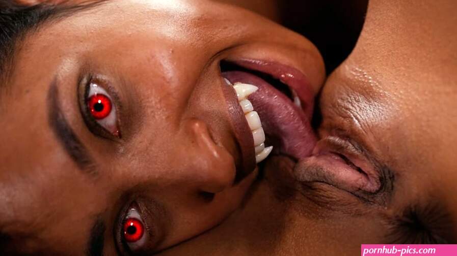 Free Lesbian Vampire Porn Videos