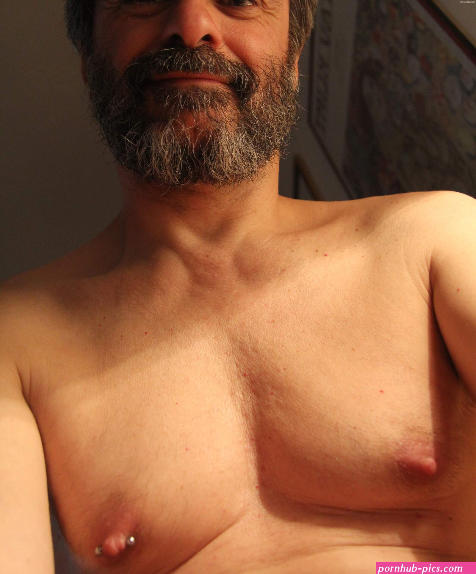 amateur men nipples photos