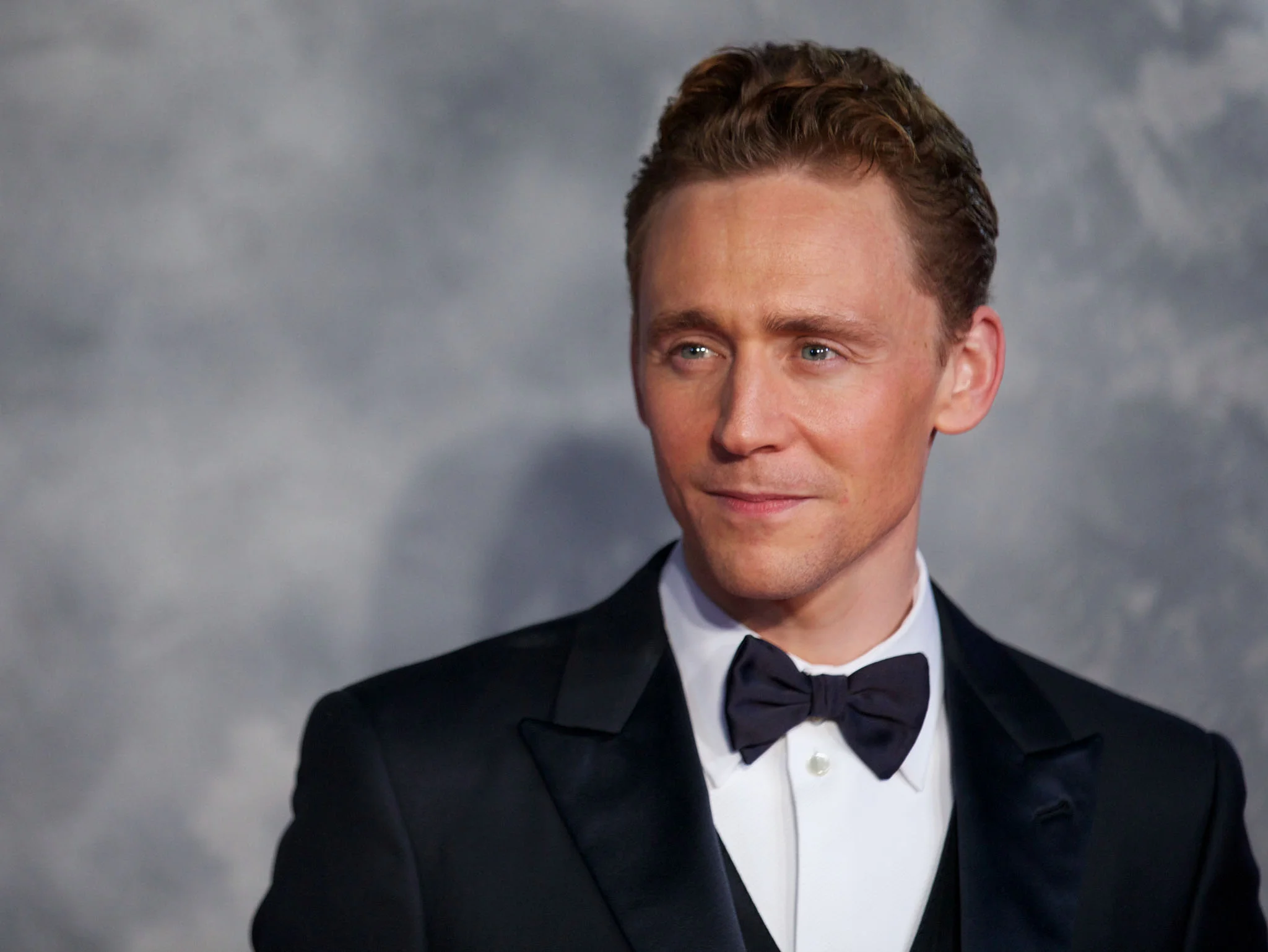 tom hiddlestone nude