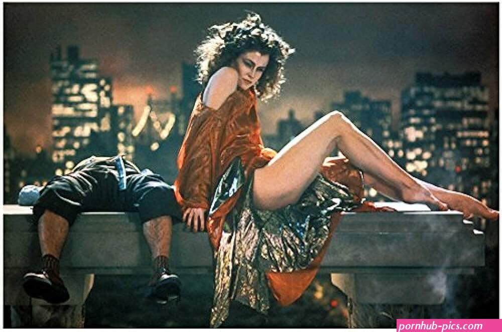 sigourney weaver sexy