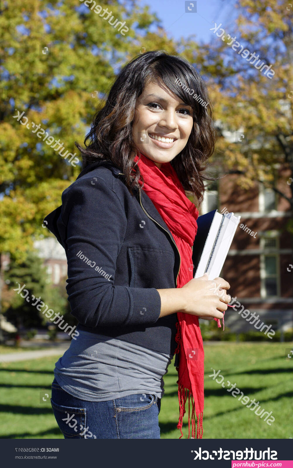 college latinas