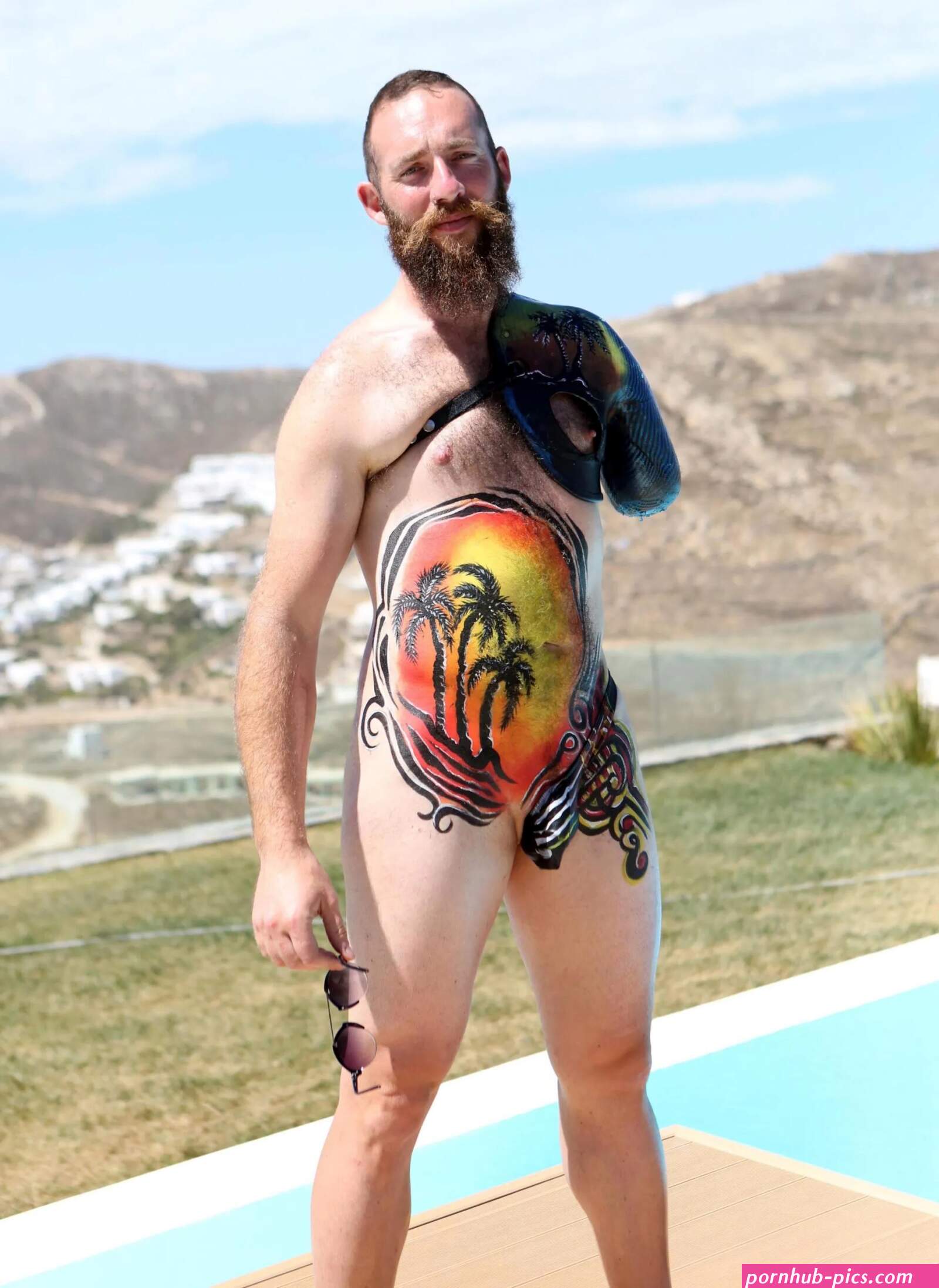 Ex-Army Veteran, Amputee and Team GB Invictus Games Athlete Dan Richards on Overcoming a Suicide Attempt, Losing an Arm and Co-Hosting Channel 4's Naked Beach with Jsky on his latest podcast -