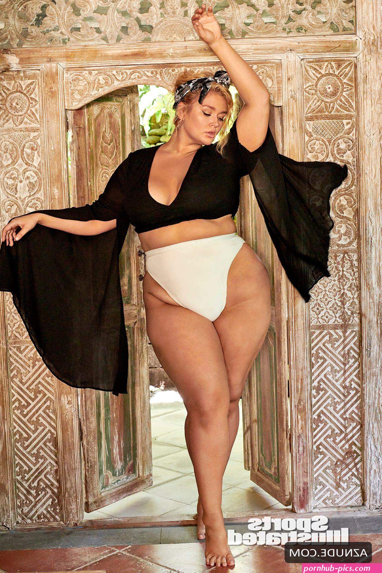 Hunter McGrady in a new photoshot for Sports Illustrated Swimsuit Issue 2020