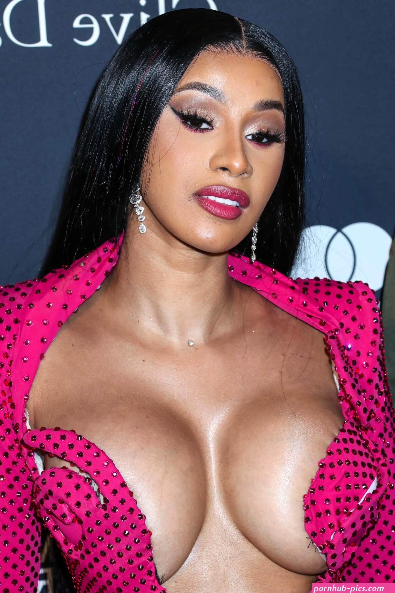 Celebrity Boobs: 44 Hollywood Celebrities With Fake and Real Breasts