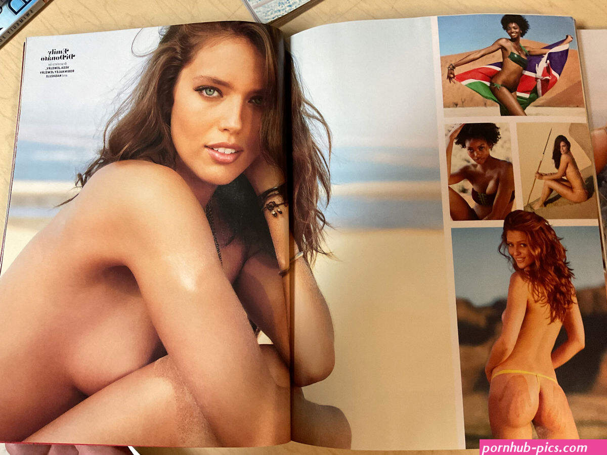 2013 Sports Illustrated SwimSuit Kate Upton cover Katherine Webb RETAIL NO LABEL