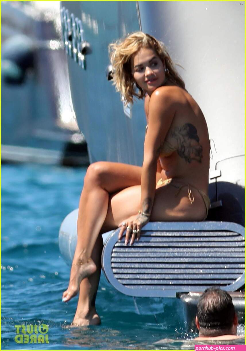 Bikini-Clad Rita Ora Soaks Up the Sun in Spain!: Photo 4473922