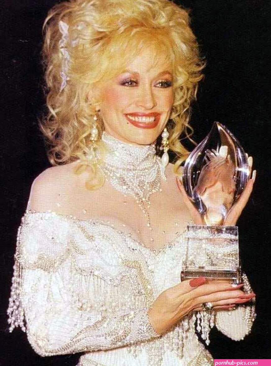 Dolly Parton Nude Photos and Sex Tape 2024