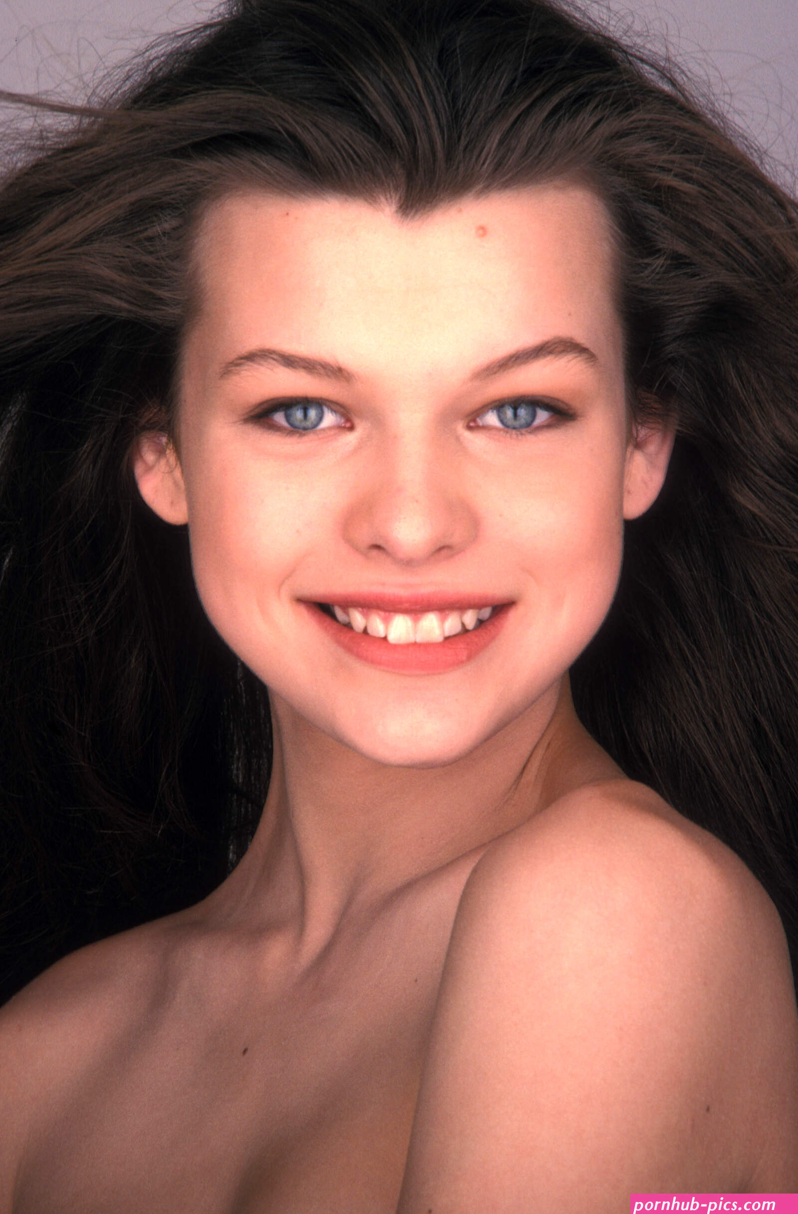 Milla Jovovich Nude Pictures. Rating 7.9410