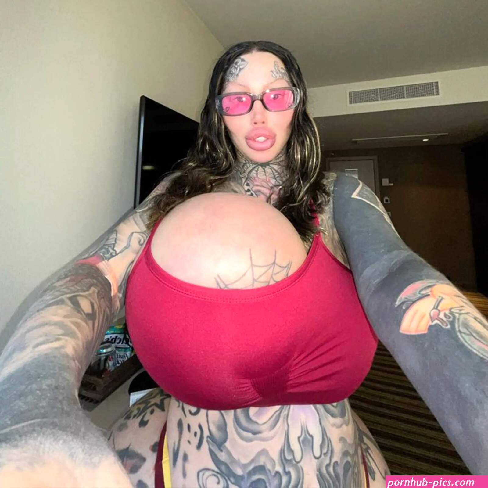Instagram Models Massive 38J Breast Implant Bursts
