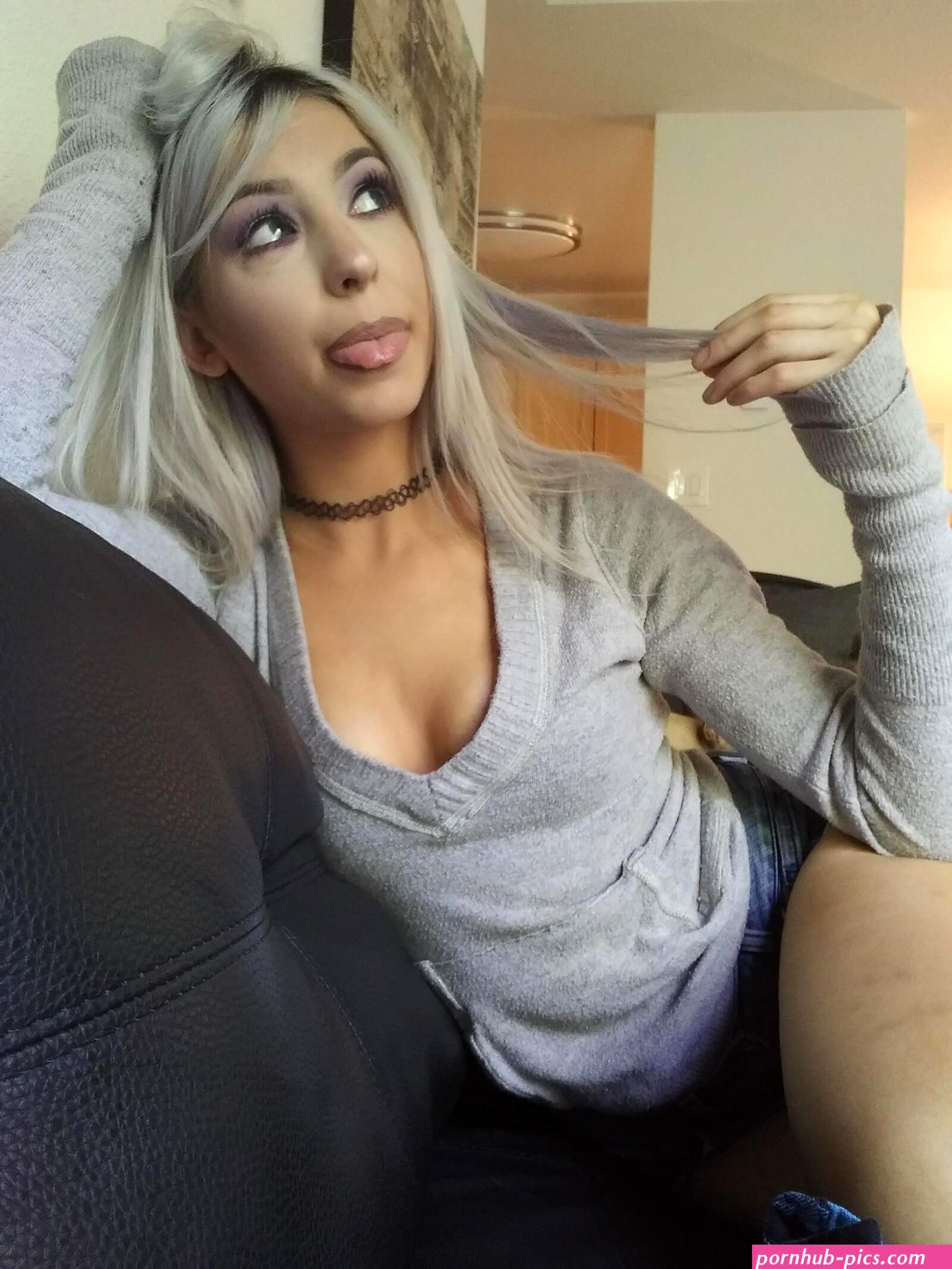 deepthroatmilf at Chaturbate: hi: FlashBoobsOrAss40tkns---FlashKitty99tkns--PM25TKNS--PhoneNumber900tkns---VideochatsCustomvidsPanties more available 300tkns