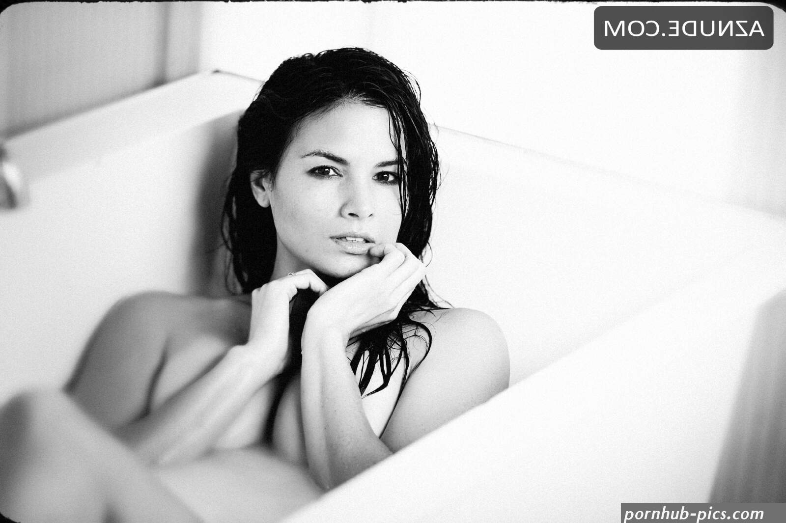 KATRINA LAW Nude