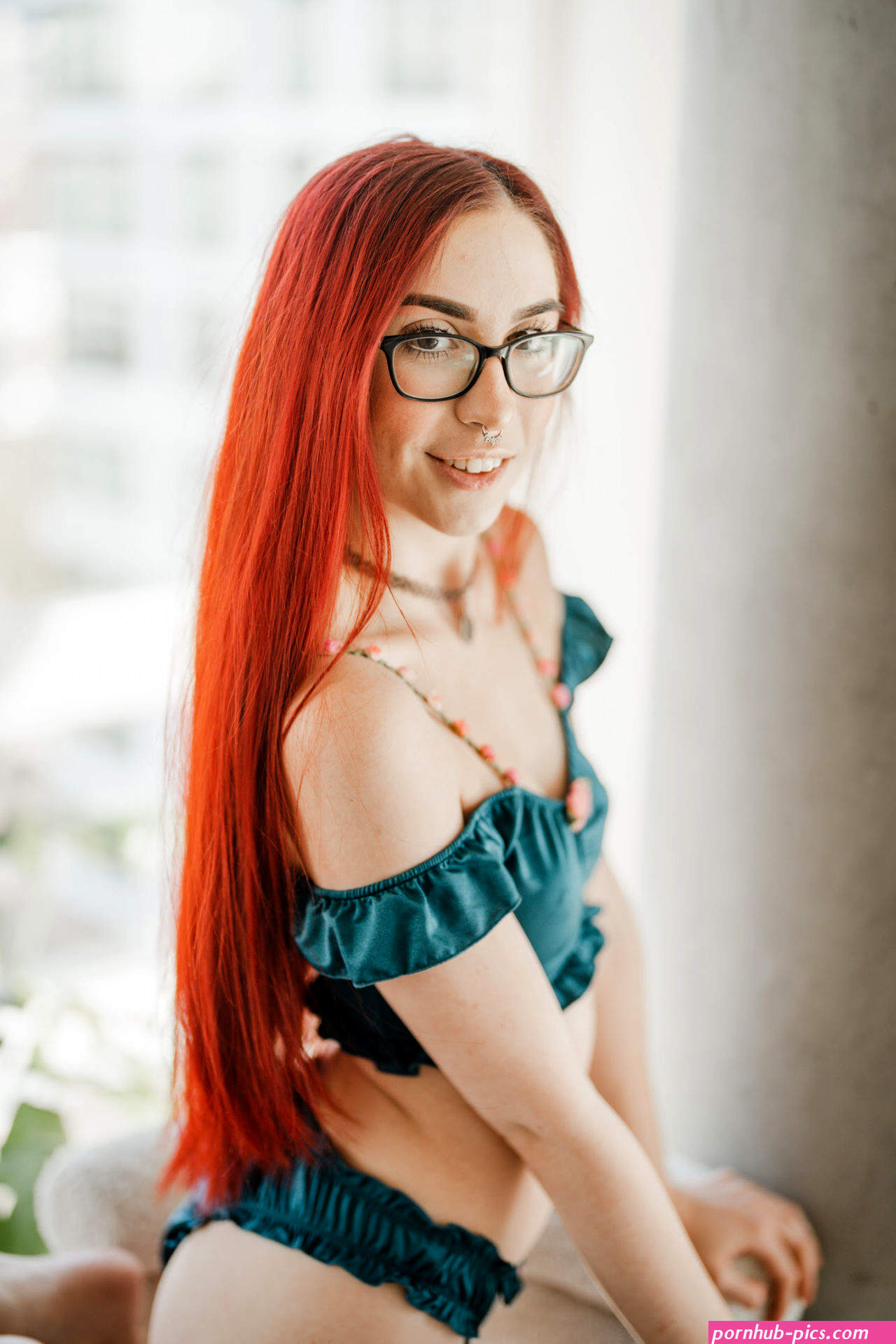 Coxxx Models Signs Rising Starlet Leo Babe to Talent Roster