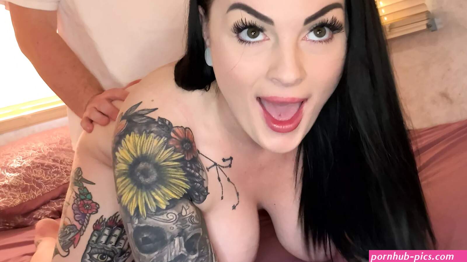 Lexi Mae Gets a Facial in a Camper