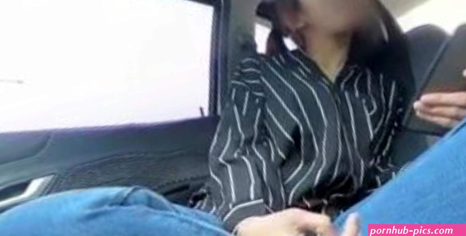Malay Awek Tudung Isap Kote Dalam Kereta