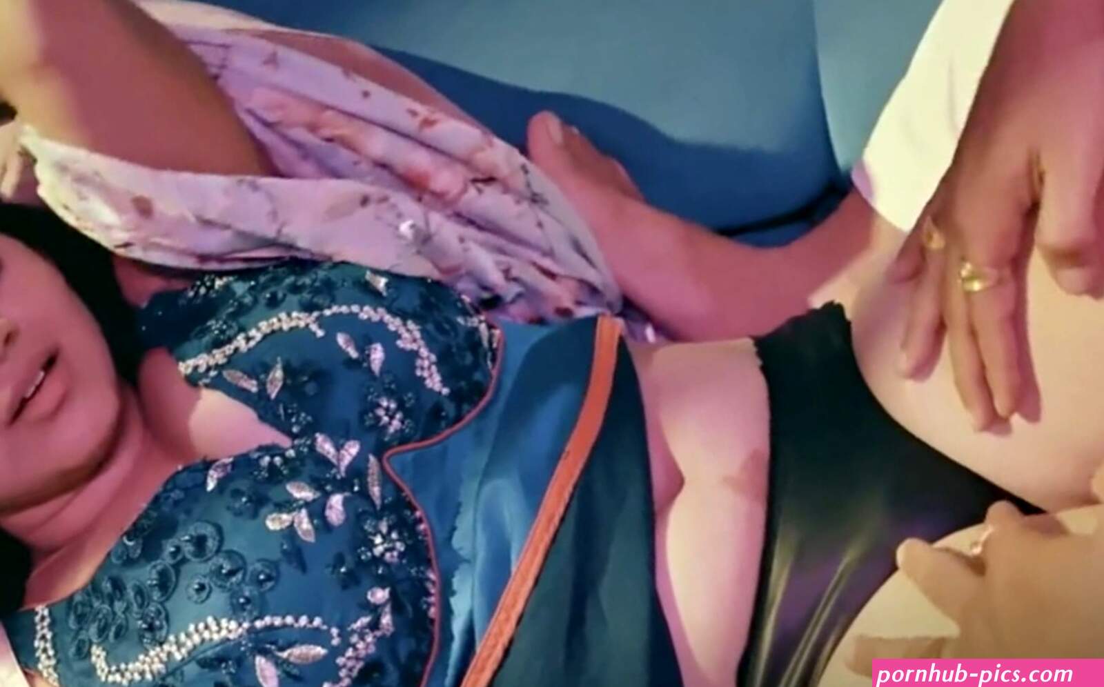 Ullu Hot Series Desi Sex Videos