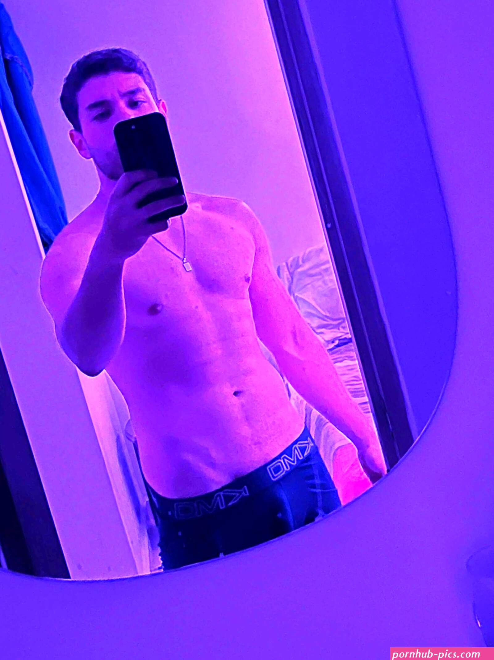 Join Santiex69- Live Sex Chat