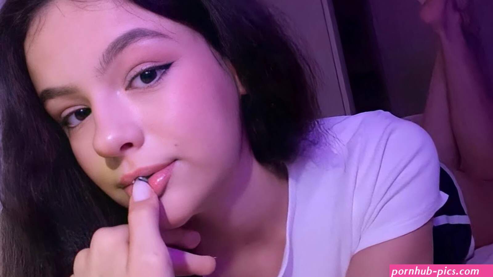 Tatti asmr asmr i am your girlfrind taking care of you