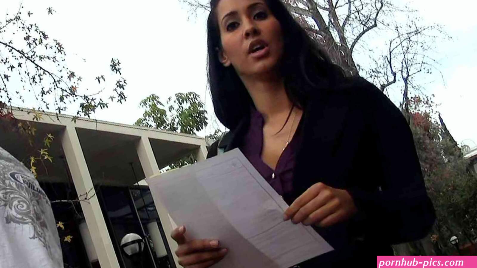 Latina Cougar At Pickup Casting Sex