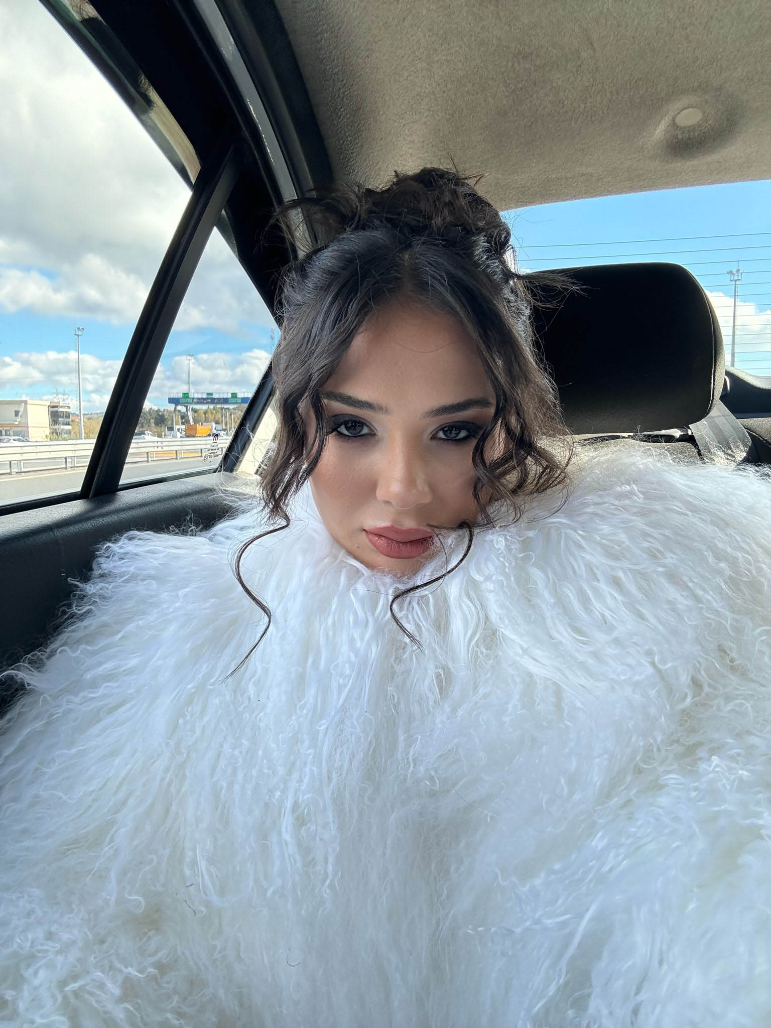 OnlyFans Model Merve Taskin Placed Under House Arrest for Offering 11000 Valentines Date