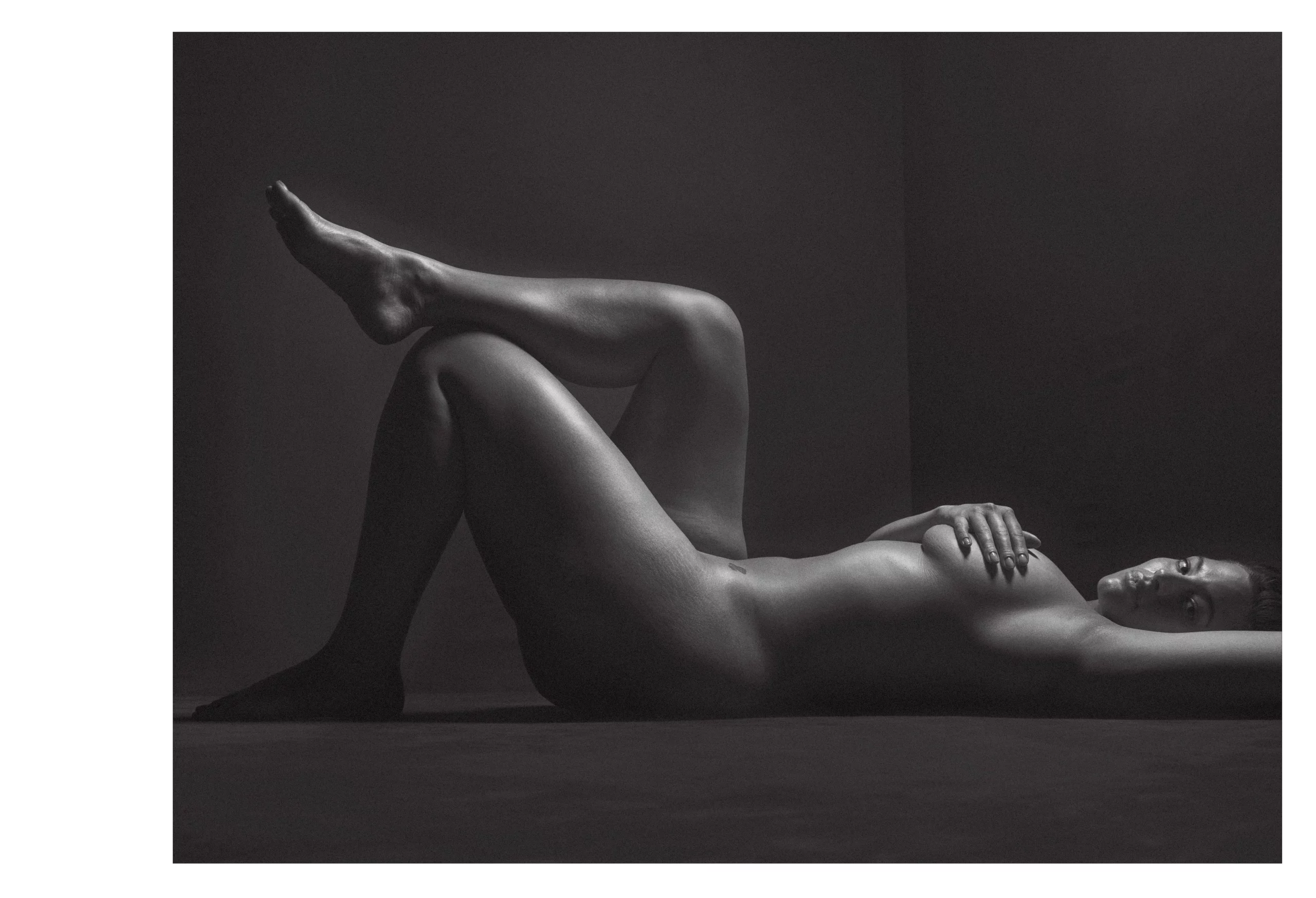 Model Ashley Graham Nude Photoshoot V Magazine