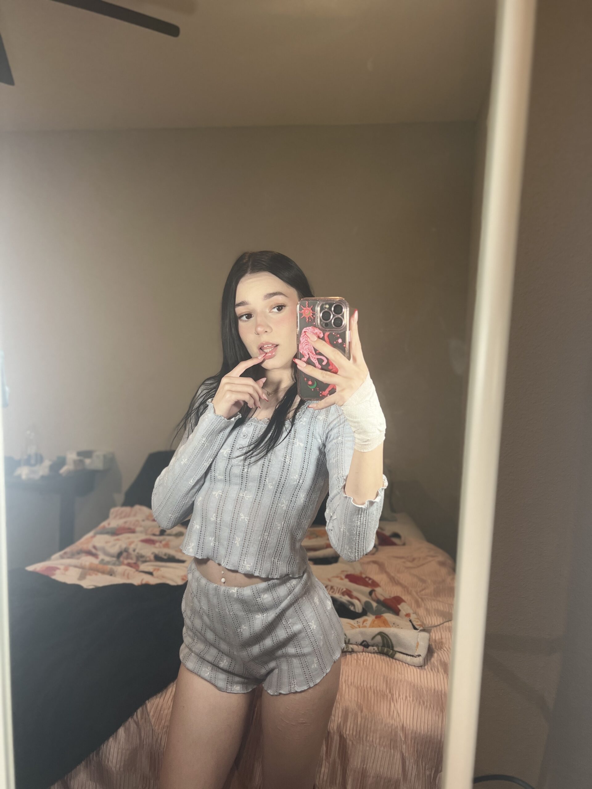 Katrina katrinacutiex X