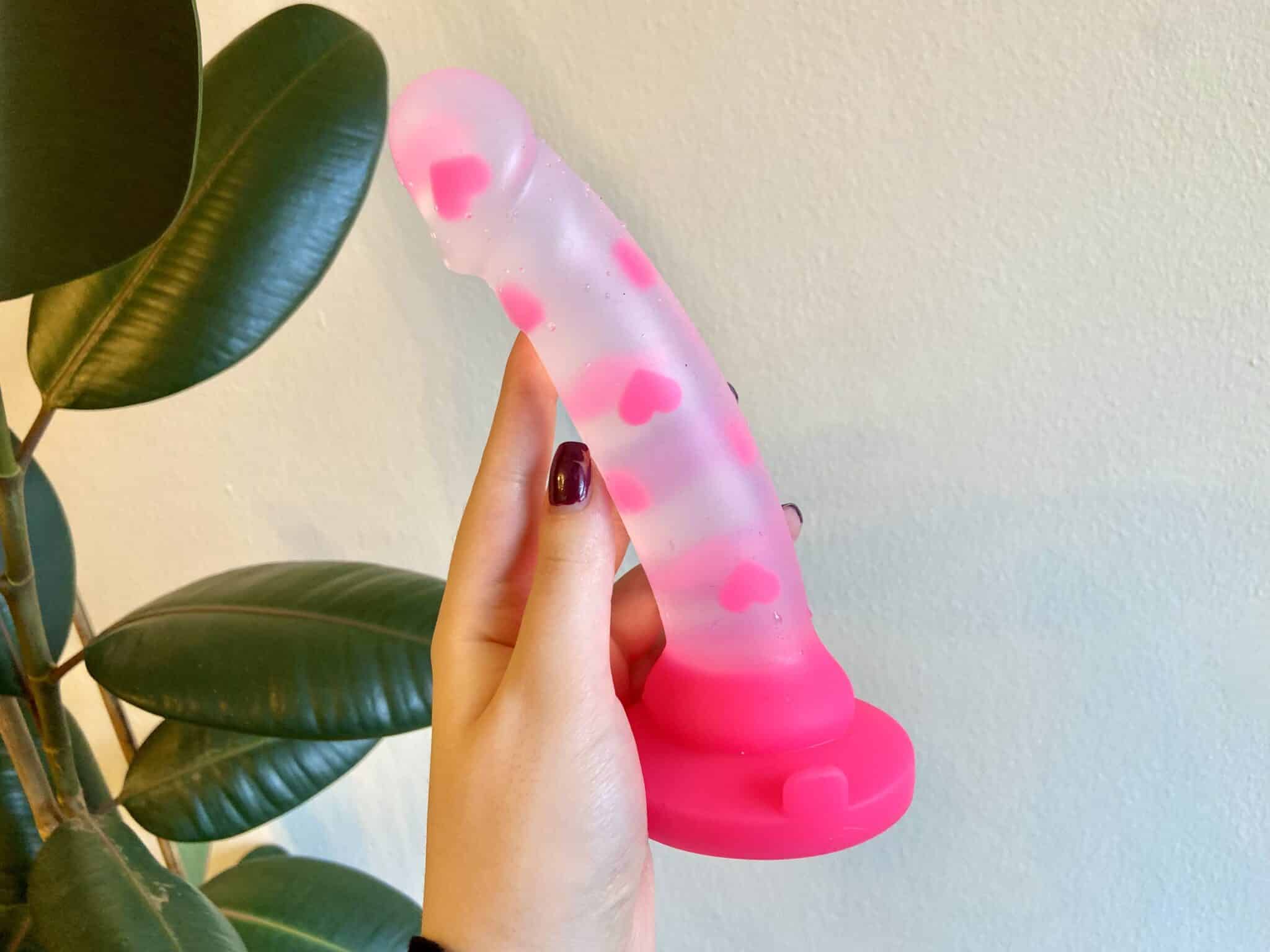 The 5 Best Shower Dildos Actually Tested